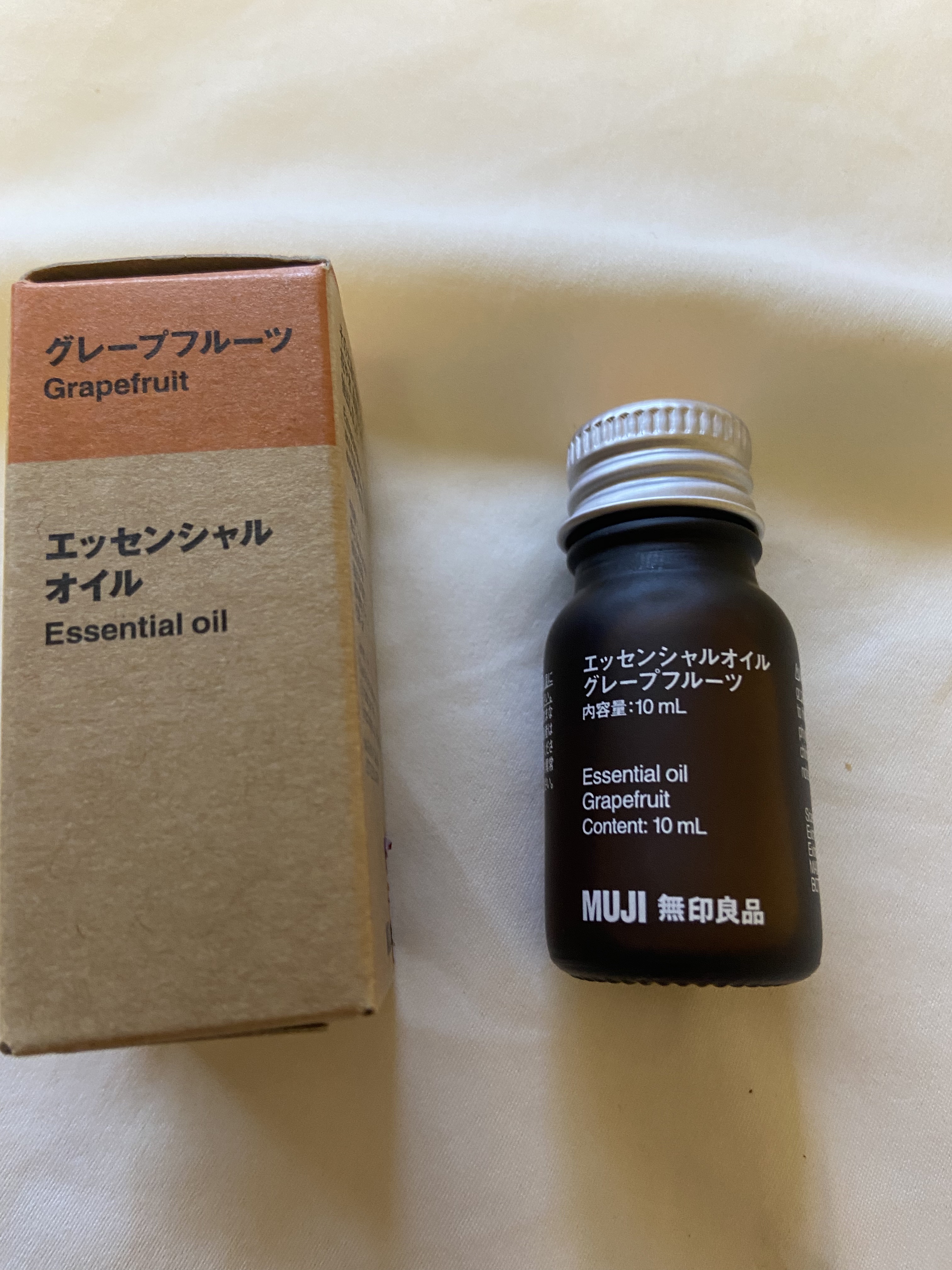 エッセンシャルオイル・グレープフルーツ (新)/無印良品/アロマオイルを使ったクチコミ（1枚目）