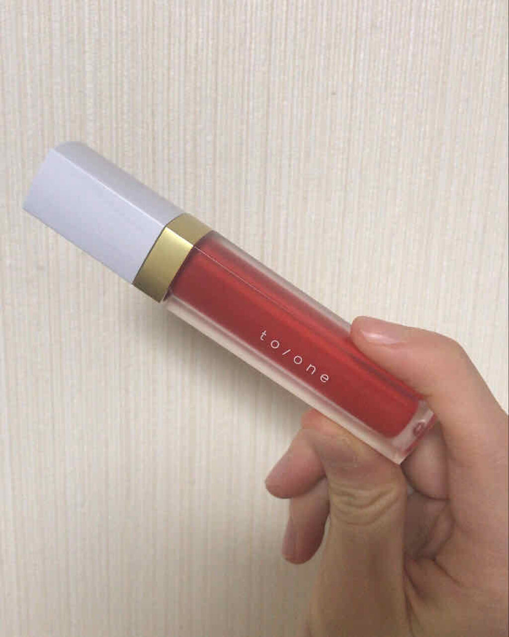 トーン ペタル エッセンス カラー バター/to/one/リップグロスを使ったクチコミ（2枚目）