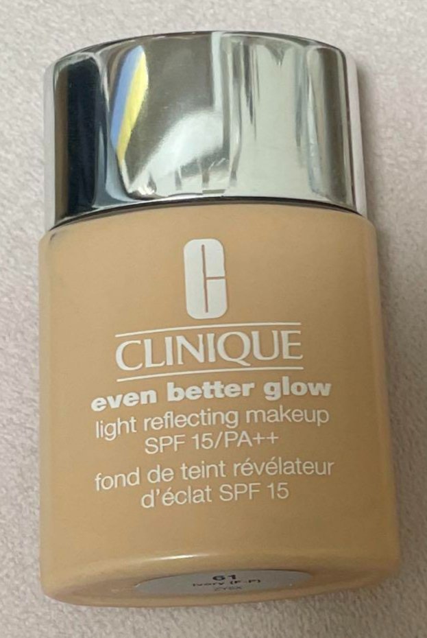 イーブン ベター グロウ メークアップ 15/CLINIQUE/リキッドファンデーションを使ったクチコミ（1枚目）