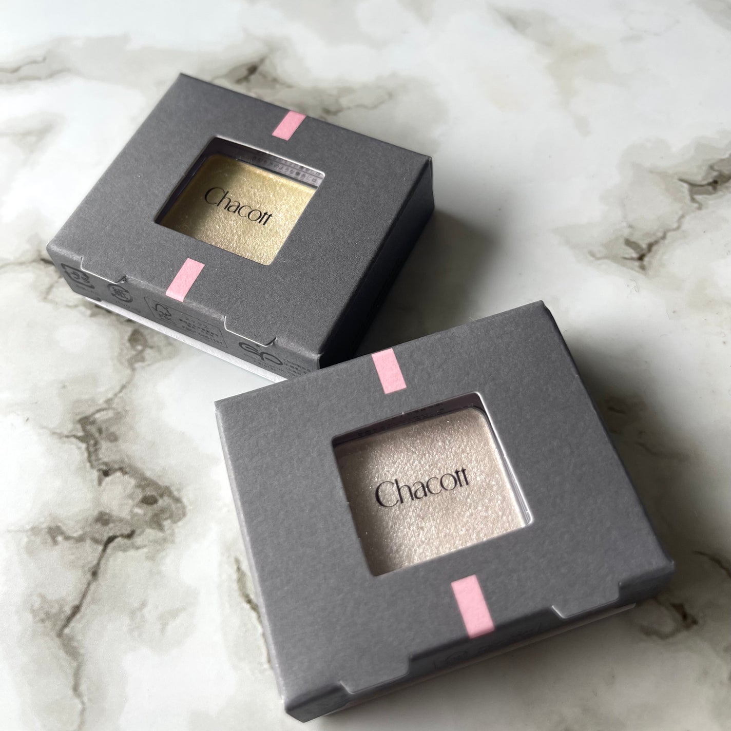 マルチカラーバリエーション トゥインクル/チャコット・コスメティクス/単色アイシャドウを使ったクチコミ(7枚目)