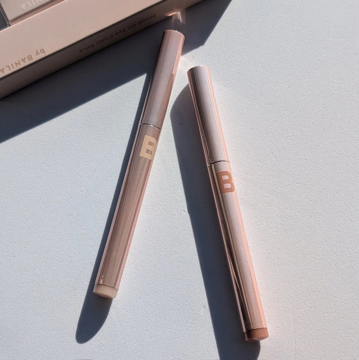 ムードオンアイカラースティック/BANILA CO/スティックアイシャドウを使ったクチコミ(3枚目)