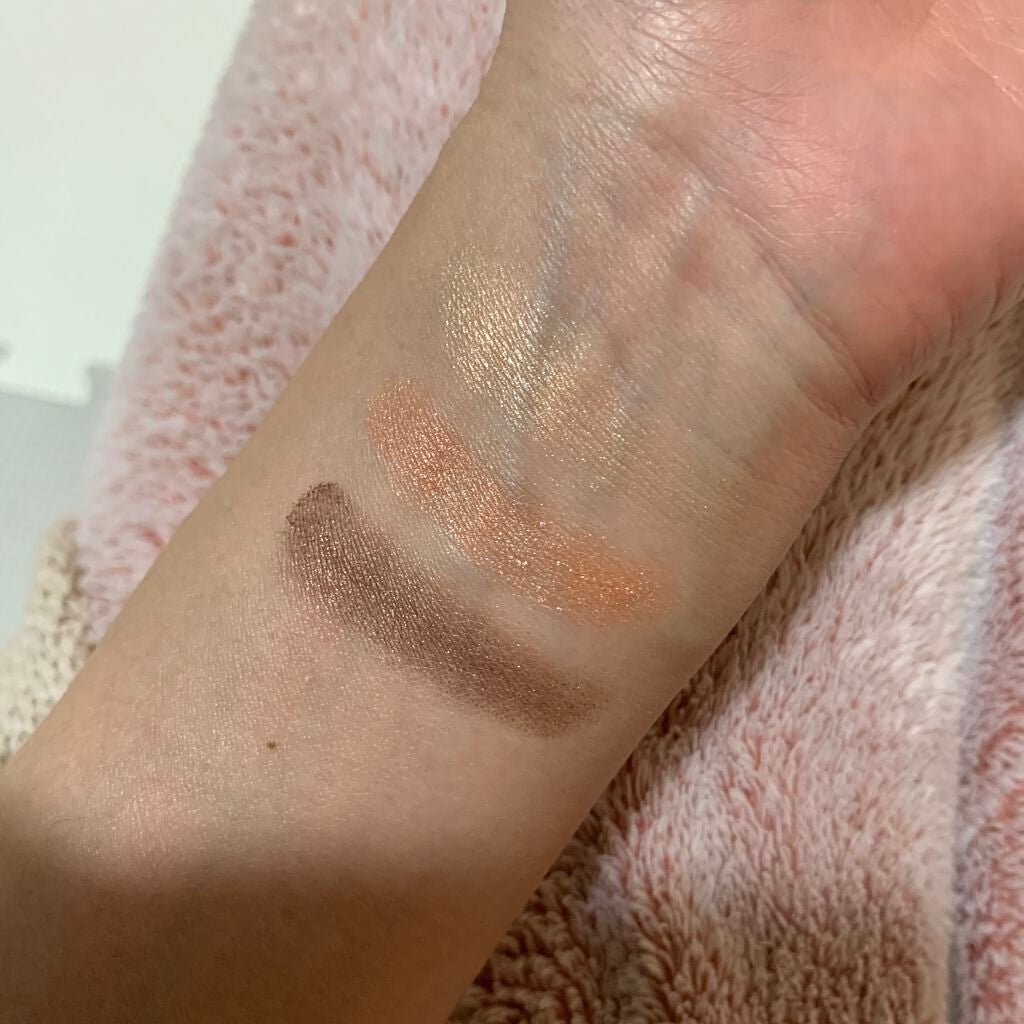 トーンアップアイシャドウ/CEZANNE/アイシャドウパレットを使ったクチコミ(2枚目)