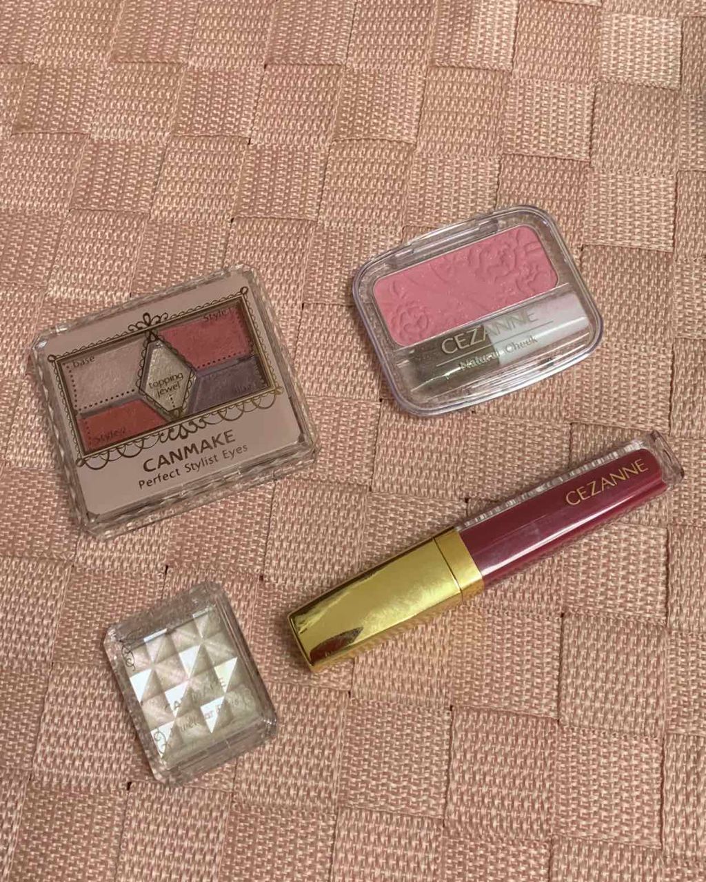 ジュエルスターアイズ/キャンメイク/ジェル・クリームアイシャドウを使ったクチコミ(1枚目)