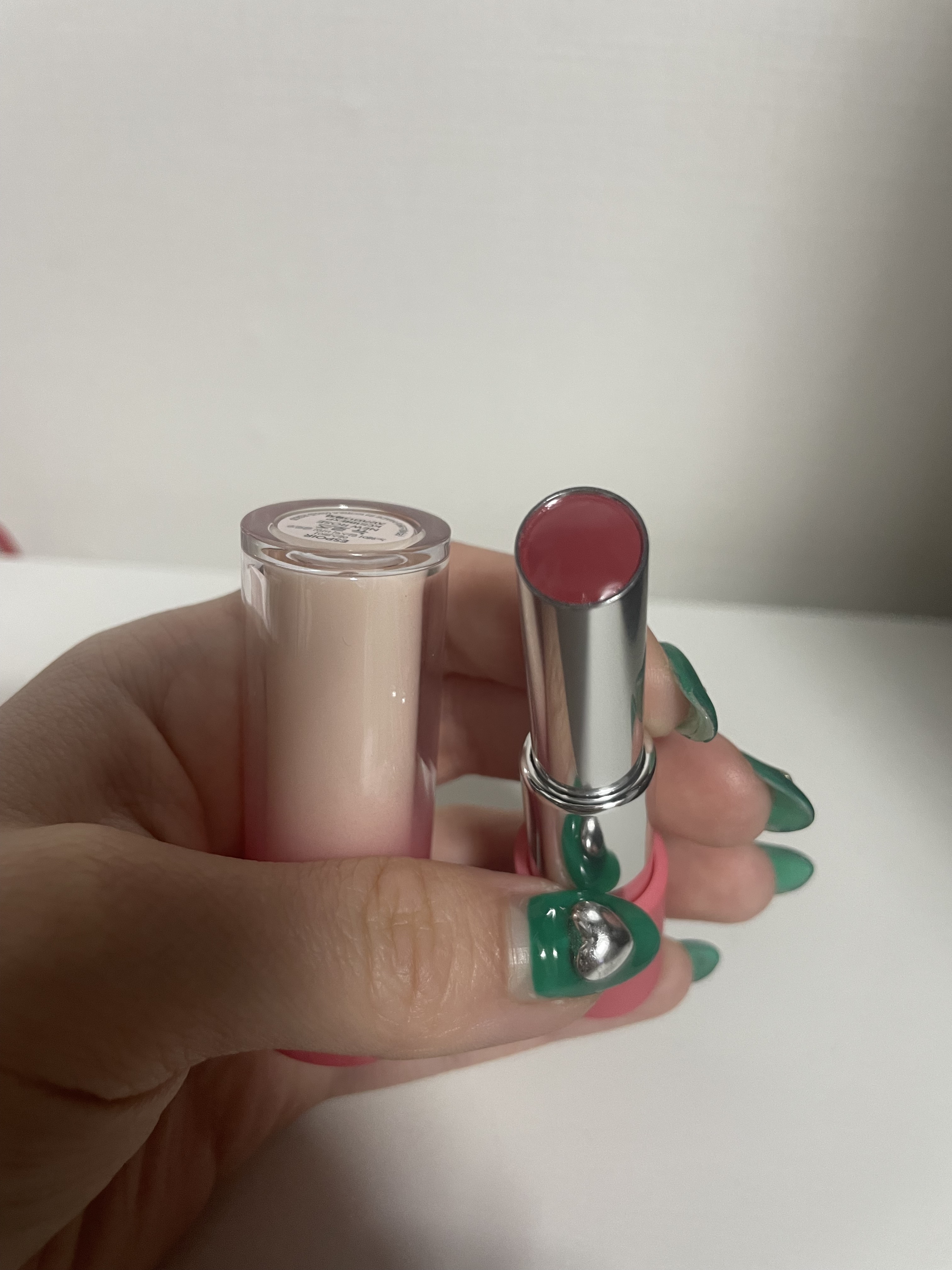 ノーウェアリップスティック バーミンググロー/espoir/口紅を使ったクチコミ（2枚目）