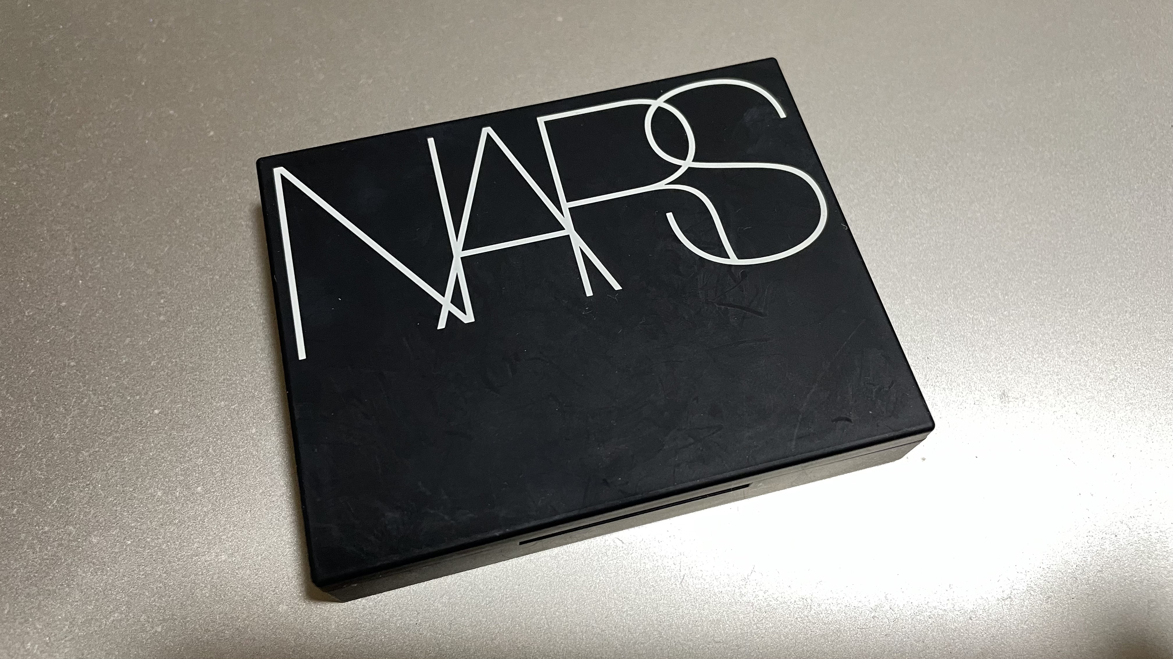 ライトリフレクティングセッティングパウダー　プレスト　N/NARS/プレストパウダーを使ったクチコミ（2枚目）