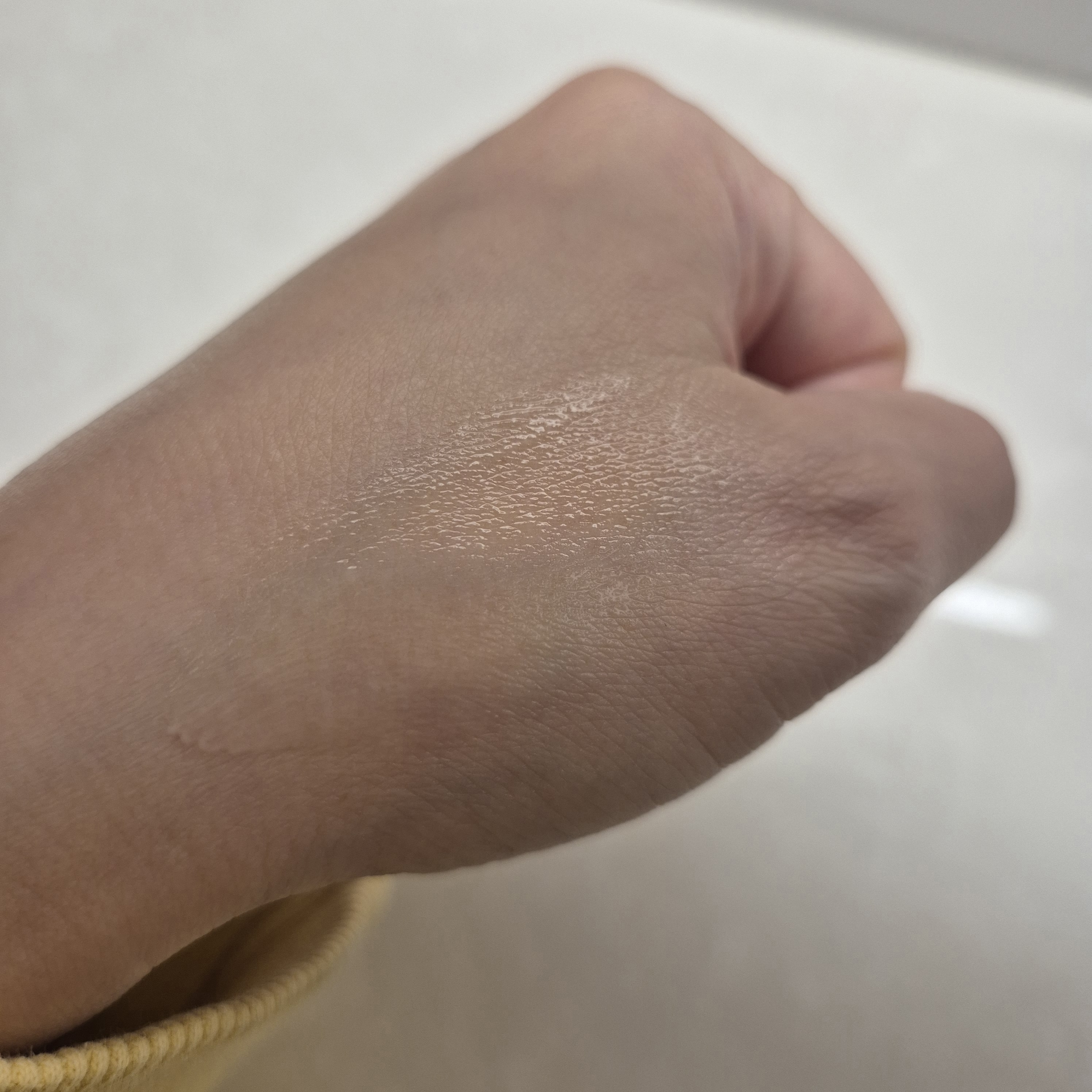 アイバーム CV/KAHI/フェイスバームを使ったクチコミ（3枚目）