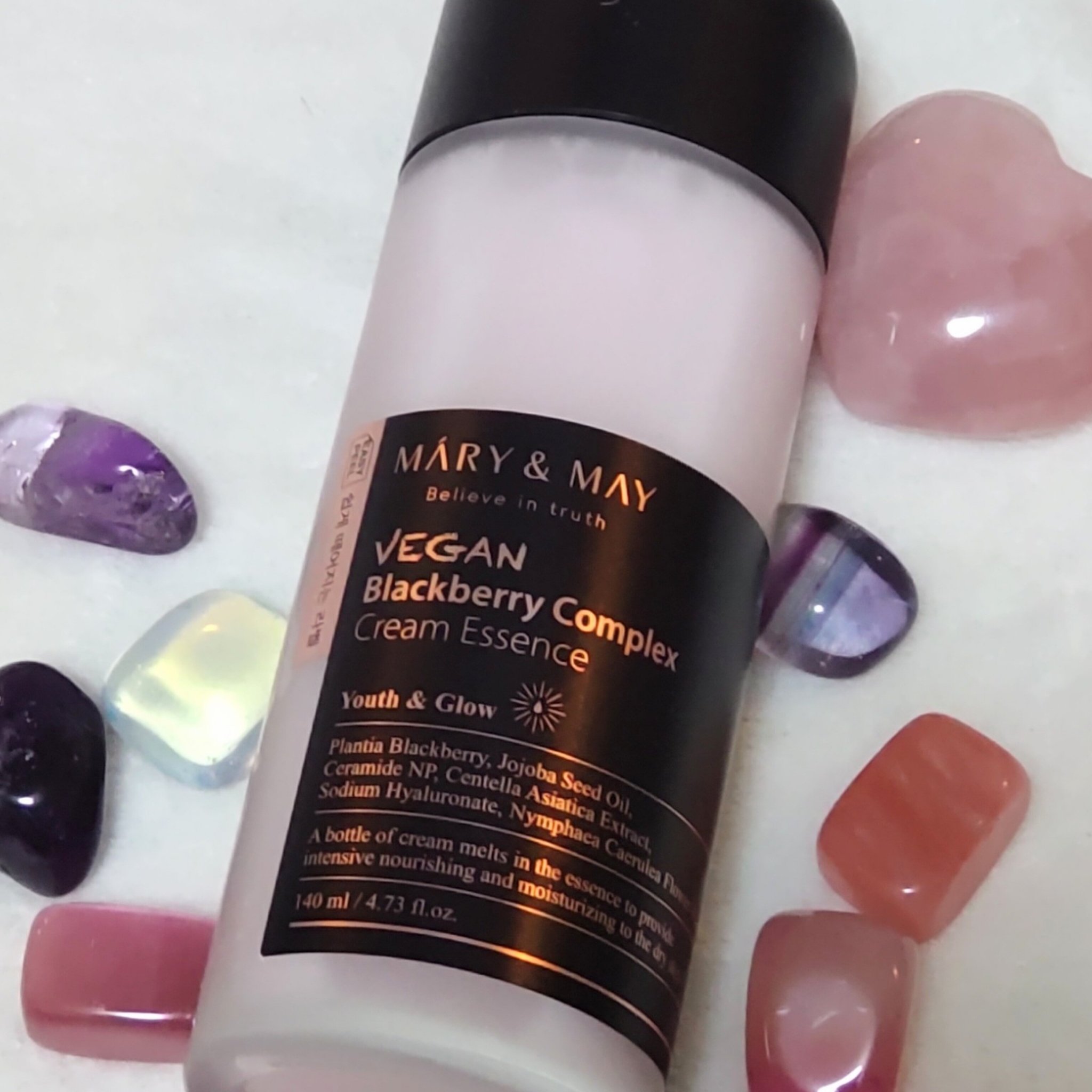 ヴィーガンブラックベリー コンプレックスクリームエッセンス/MARY&MAY/化粧水を使ったクチコミ（1枚目）