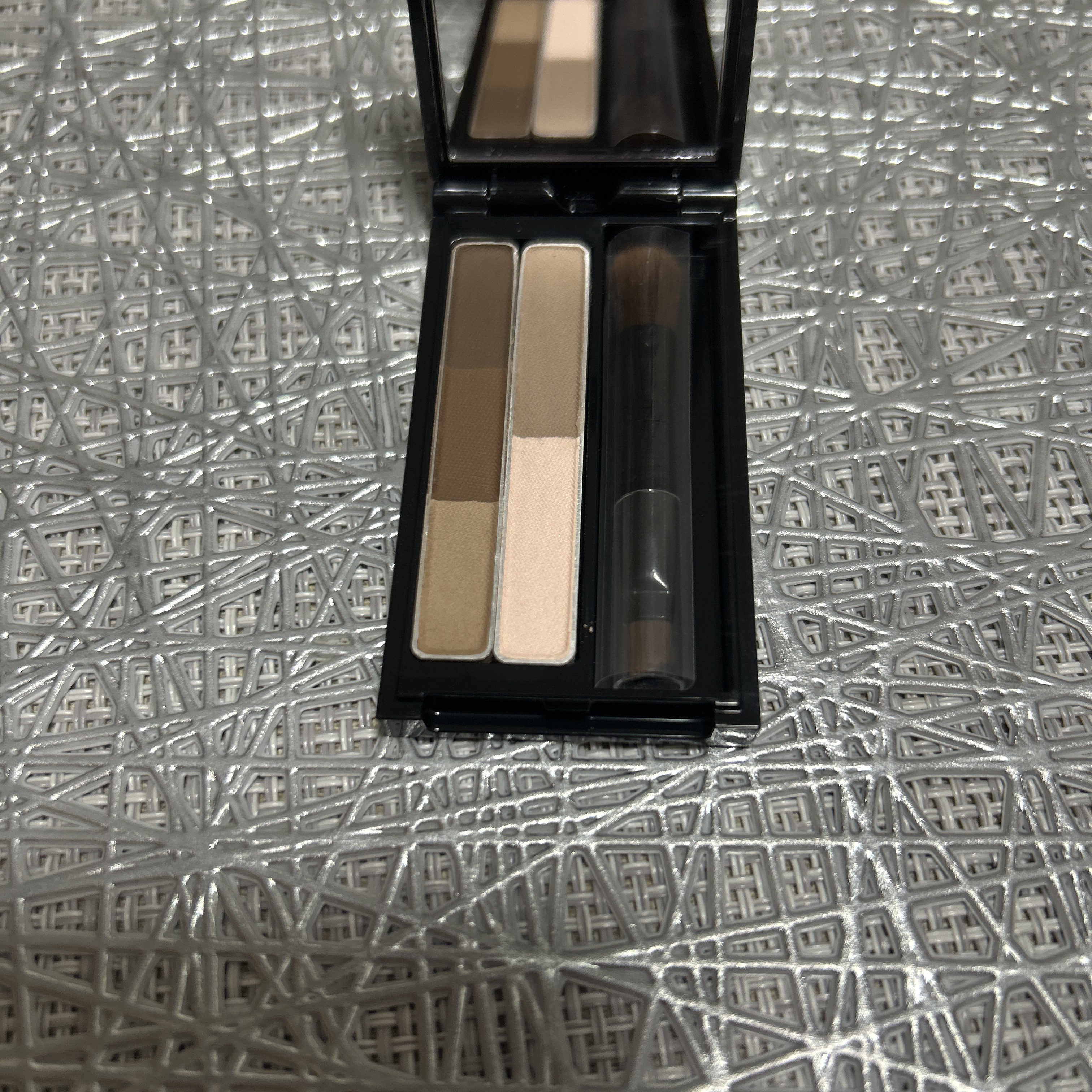 ケイト デザイニングアイブロウ 3D（デュアルコントゥアカラー） EX-5 ブラウン系 × クールコントゥア/KATE/パウダーアイブロウを使ったクチコミ（3枚目）