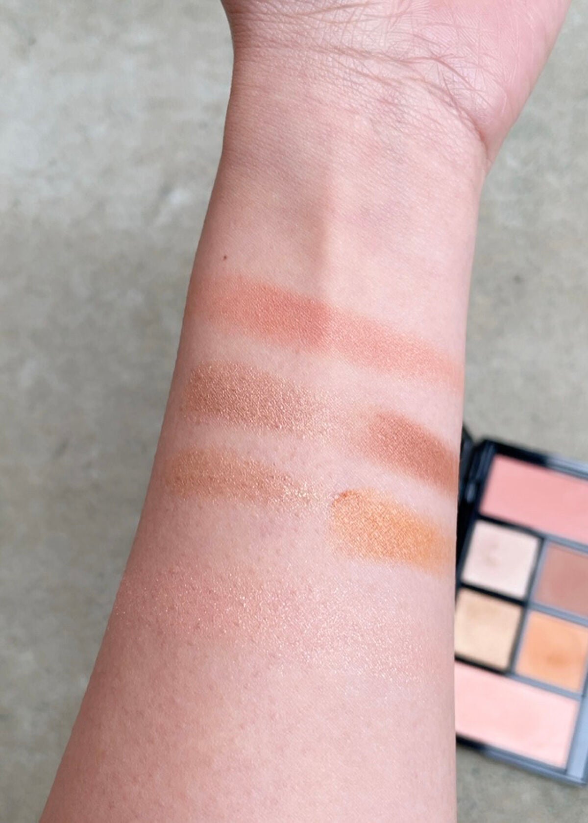 アイ & チーク コンパクトアディクション “ストーリー オブ ライフ”/ADDICTION/アイシャドウパレットを使ったクチコミ(3枚目)