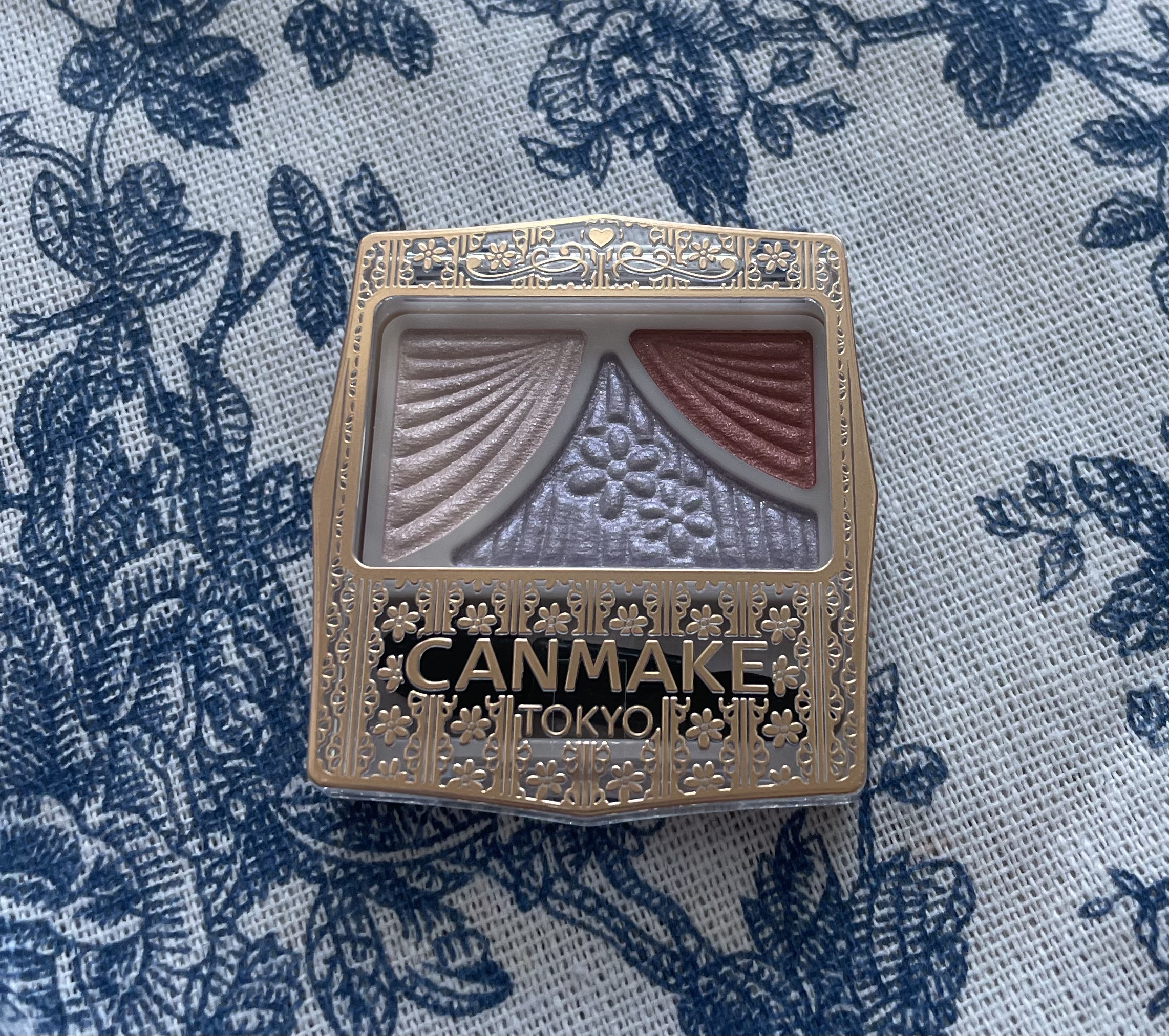 ジューシーピュアアイズ/キャンメイク/アイシャドウパレットを使ったクチコミ（1枚目）