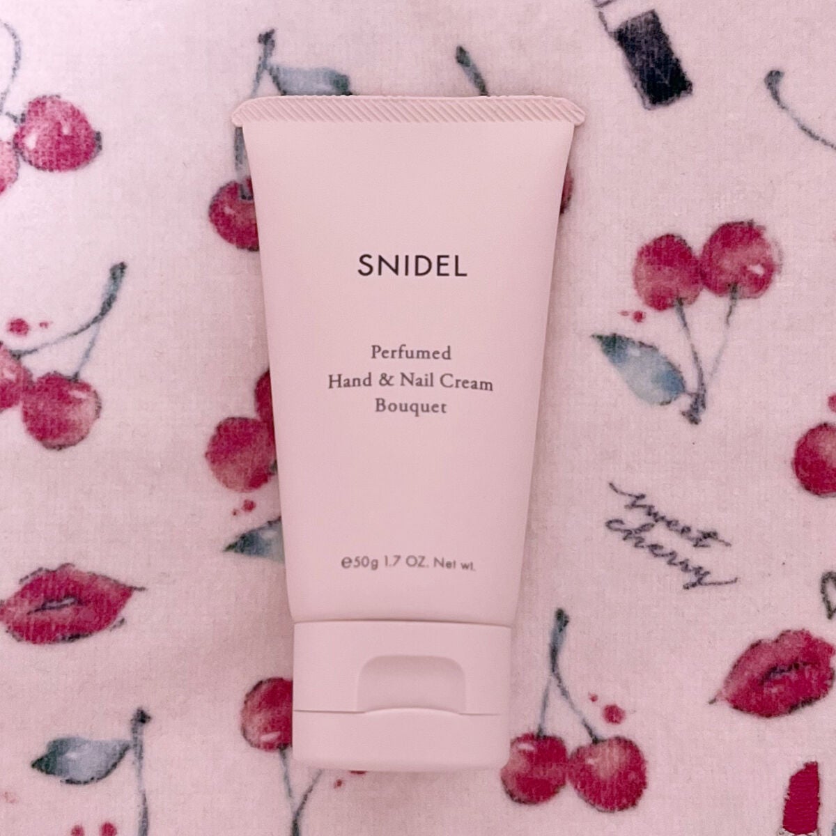スナイデル パフュームド ハンド & ネイル クリーム In Bloom/SNIDEL BEAUTY/ハンドクリームを使ったクチコミ(1枚目)
