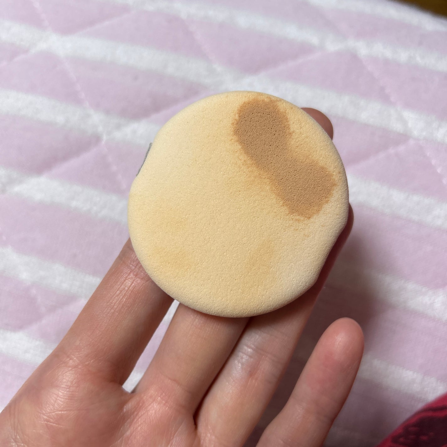 キメが細かいから決まる!クッションファンデーションスポンジ/からだWelcia・くらしWelcia/パフ・スポンジを使ったクチコミ(2枚目)