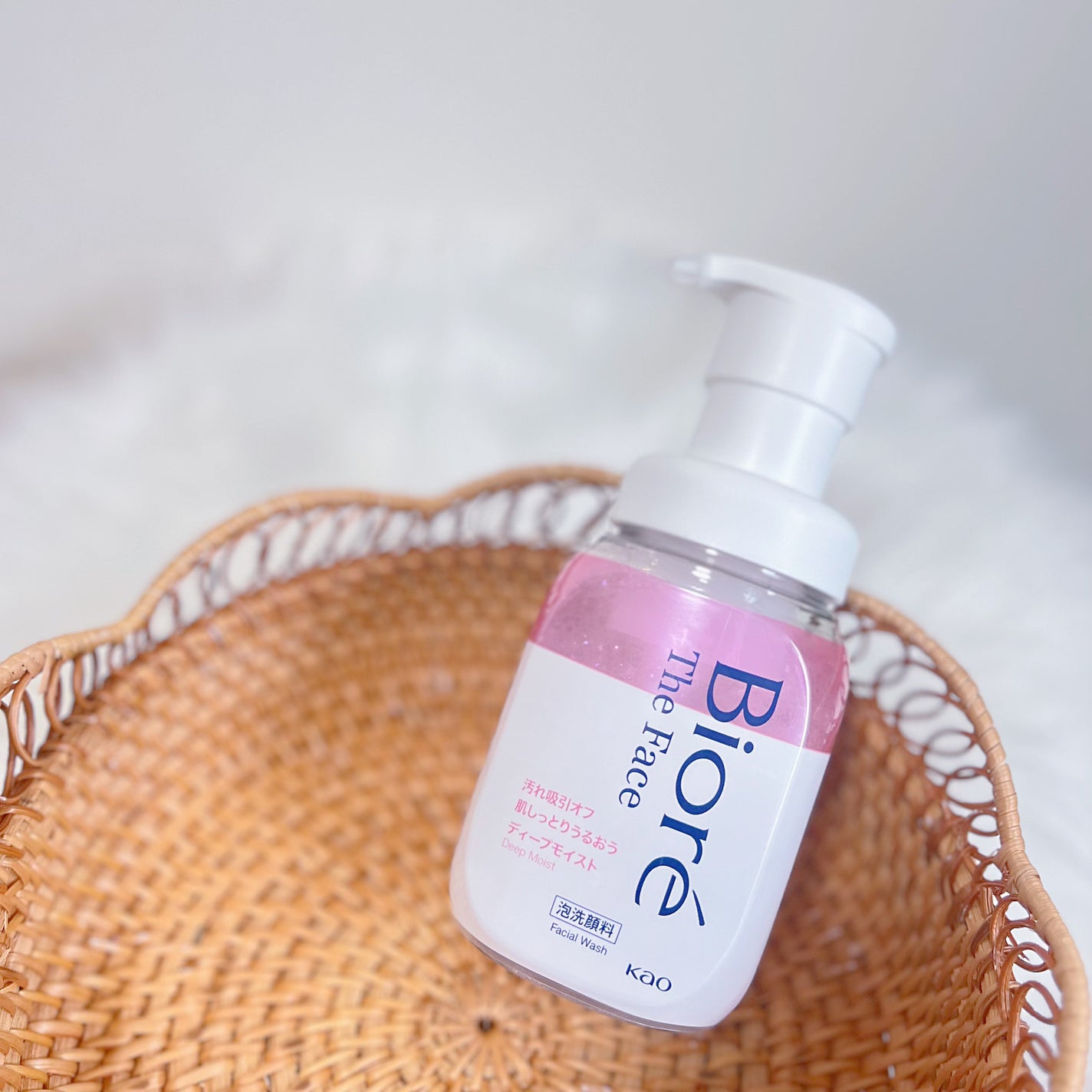 ビオレ ザフェイス 泡洗顔料 ディープモイスト/ビオレ/泡洗顔を使ったクチコミ(1枚目)