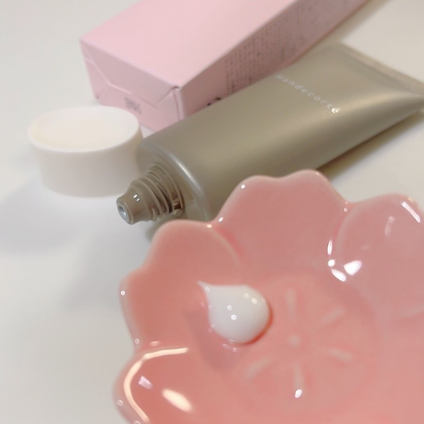 ハンデコルテ/キユートピア/ネック・デコルテケアを使ったクチコミ（3枚目）