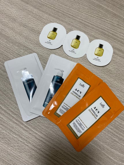 なこ on LIPS 「MOREMEさんを通してラドールさんから頂きました。ラドールさ..」(1枚目)