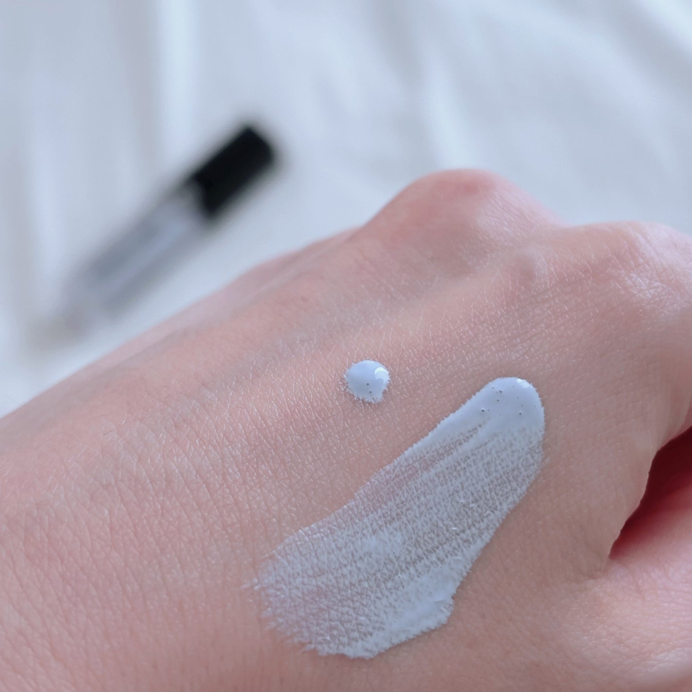 プリズム・リーブル・スキンケアリング・コレクター/GIVENCHY/化粧下地を使ったクチコミ(4枚目)