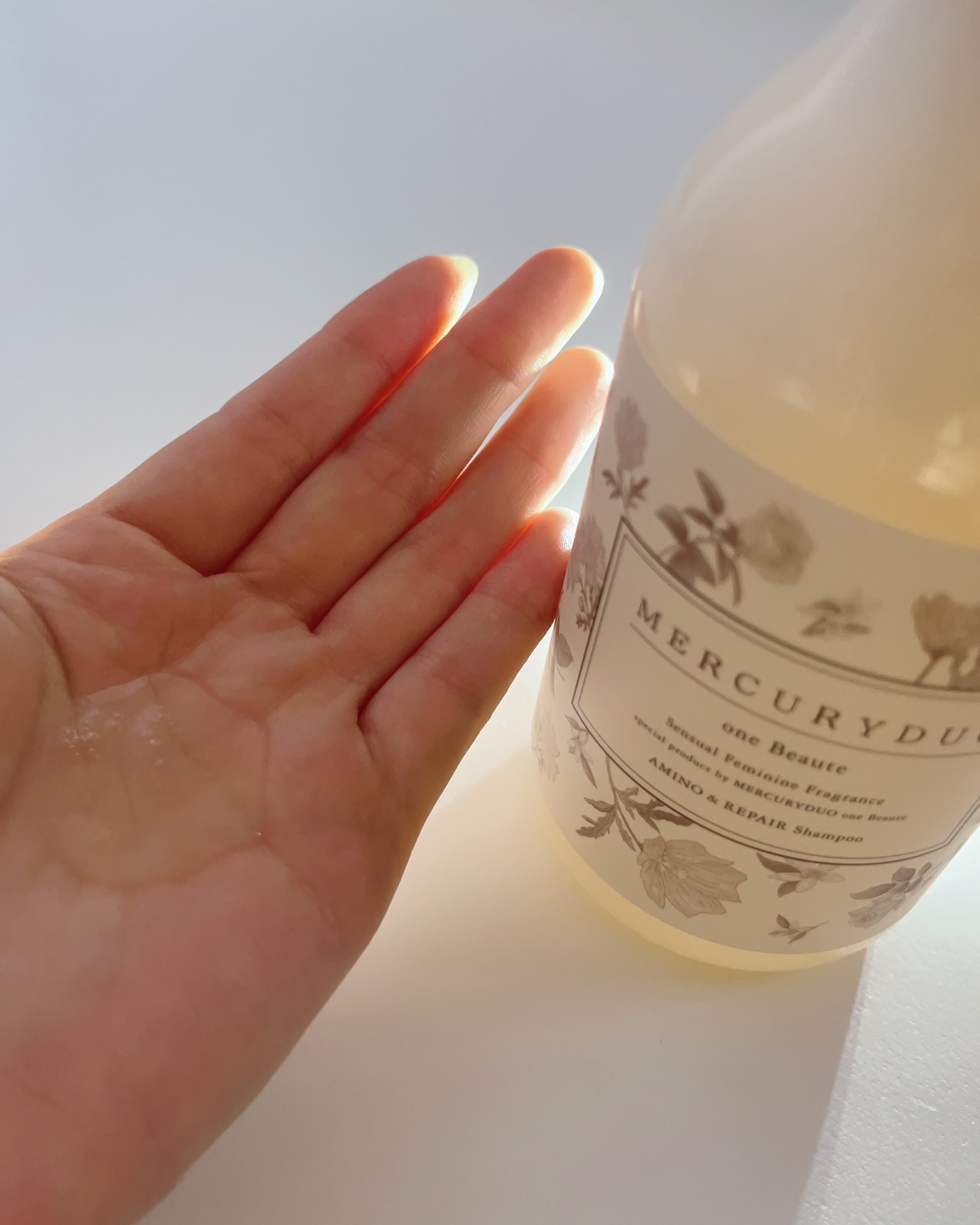 フレグランスシャンプー&ウォータートリートメント スパークリングフローラルの香り/MERCURYDUO/市販シャンプーを使ったクチコミ（3枚目）
