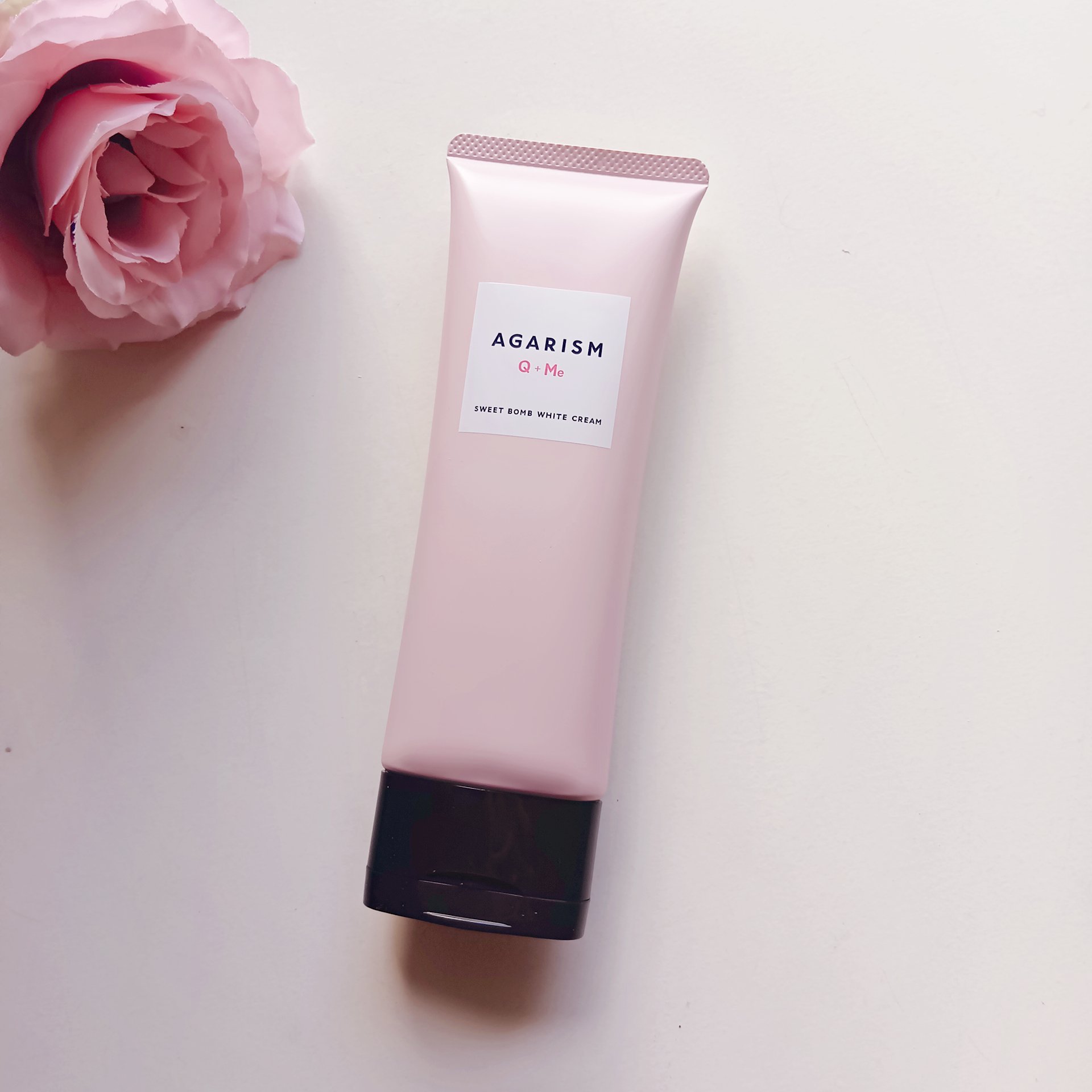 キューミースウィートボムホワイトクリーム/AGARISM/ボディクリームを使ったクチコミ（1枚目）