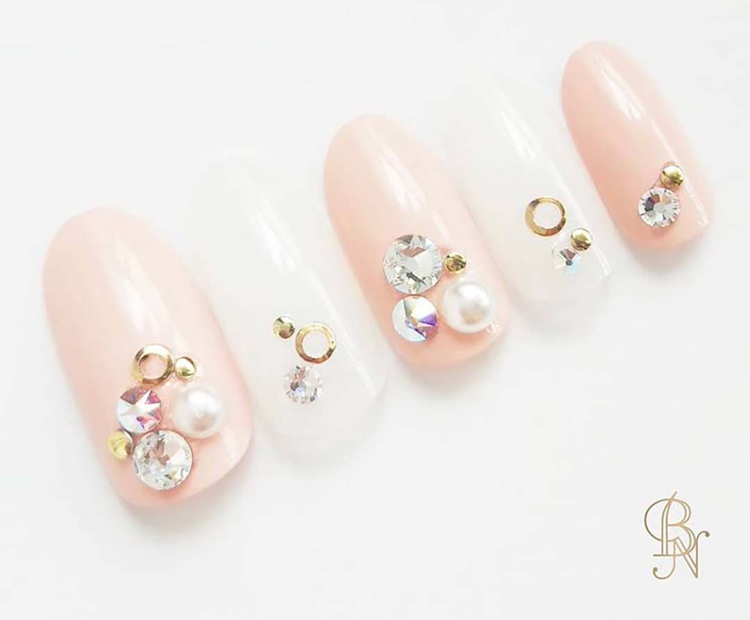 Miliea ミリア ジュエリーストーンネイルシール 全16種類 ビー・エヌ