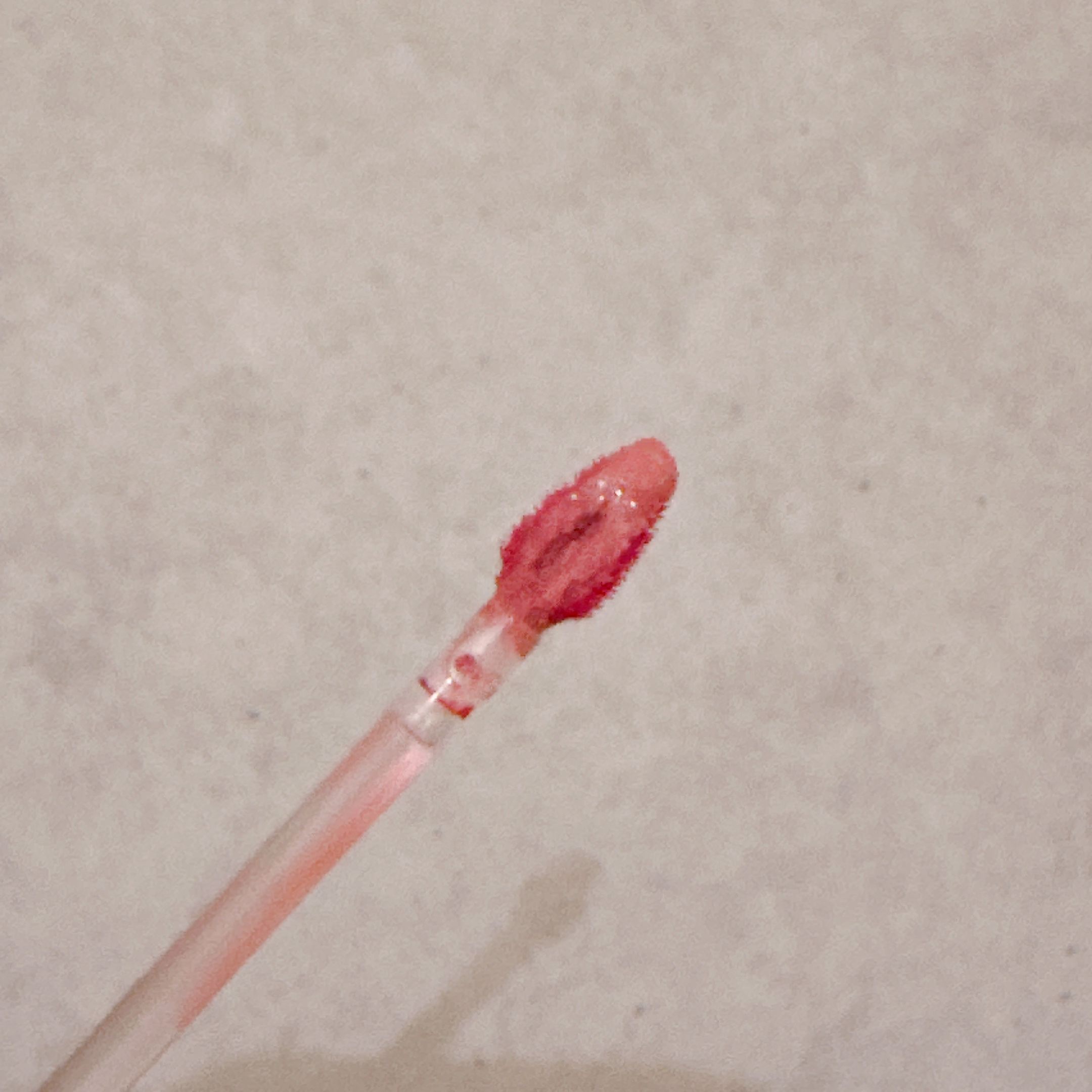 ムードインハンサーウォーターリキッドグロウ/hince/口紅を使ったクチコミ（2枚目）