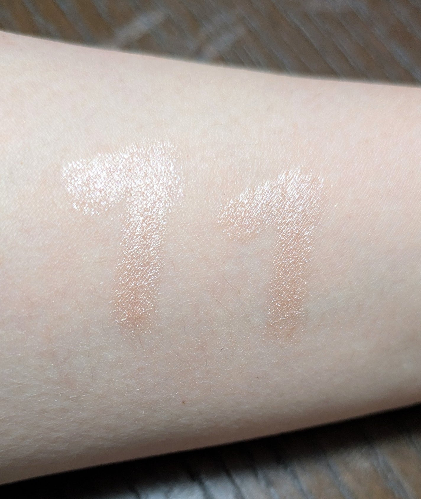 グリームオンフィットシャドウ/excel/スティックアイシャドウを使ったクチコミ(2枚目)