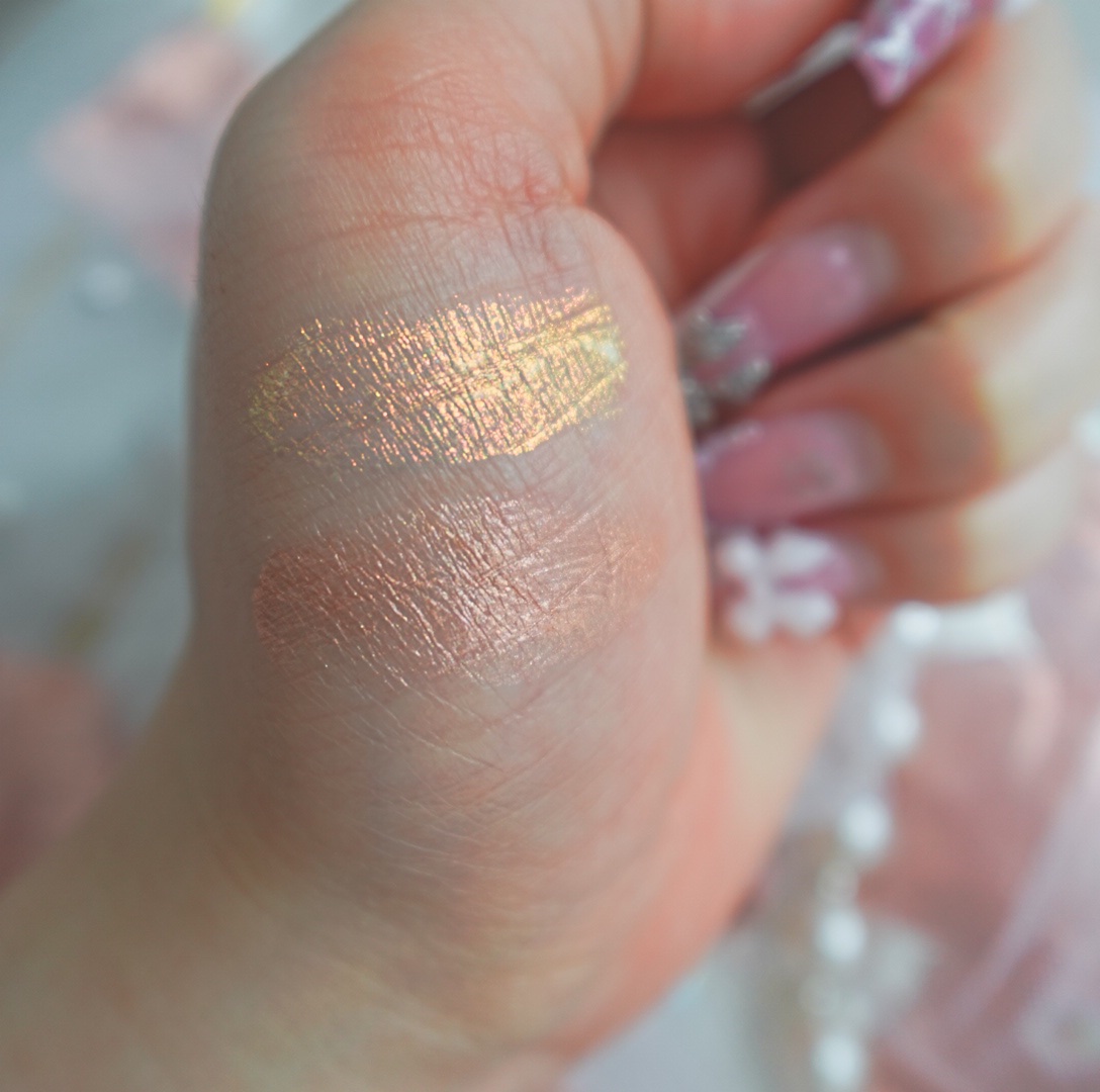 FlowerKnows(フラワーノーズ)フェアリーテイルズコレクションリキッドハイライター/FlowerKnows/リキッドハイライトを使ったクチコミ（2枚目）