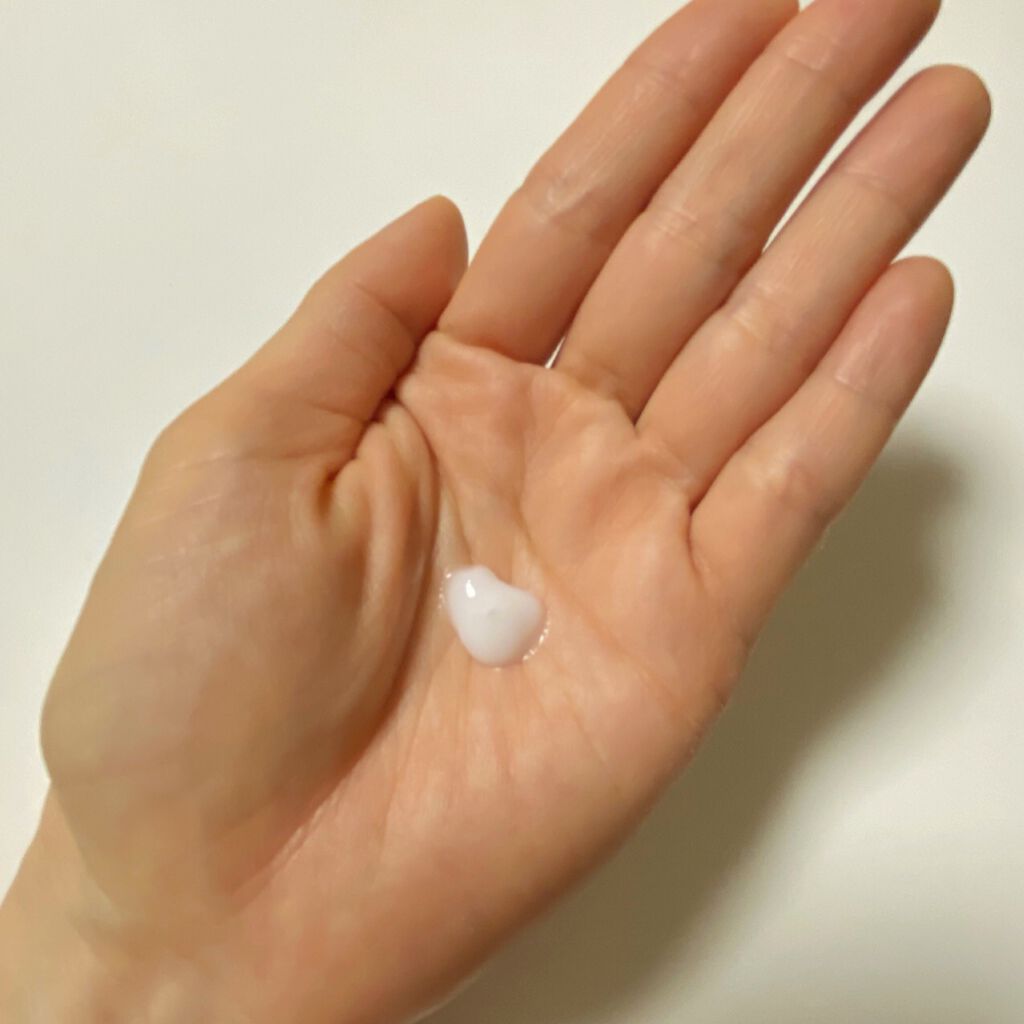 ビーラグジュアリー  ザ・リペア トリートメント美容液のクチコミ「ハイダメージ、乾燥毛用の濃密集中リペアトリートメント美容液です！

やわらかいテクスチャーで、.....」（3枚目）