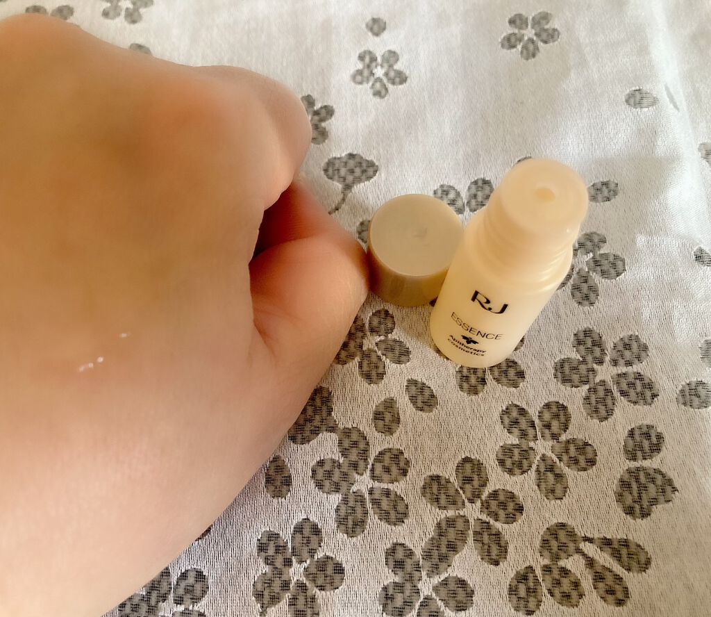 RJ薬用エッセンス/山田養蜂場(健康食品)/美容液を使ったクチコミ(3枚目)