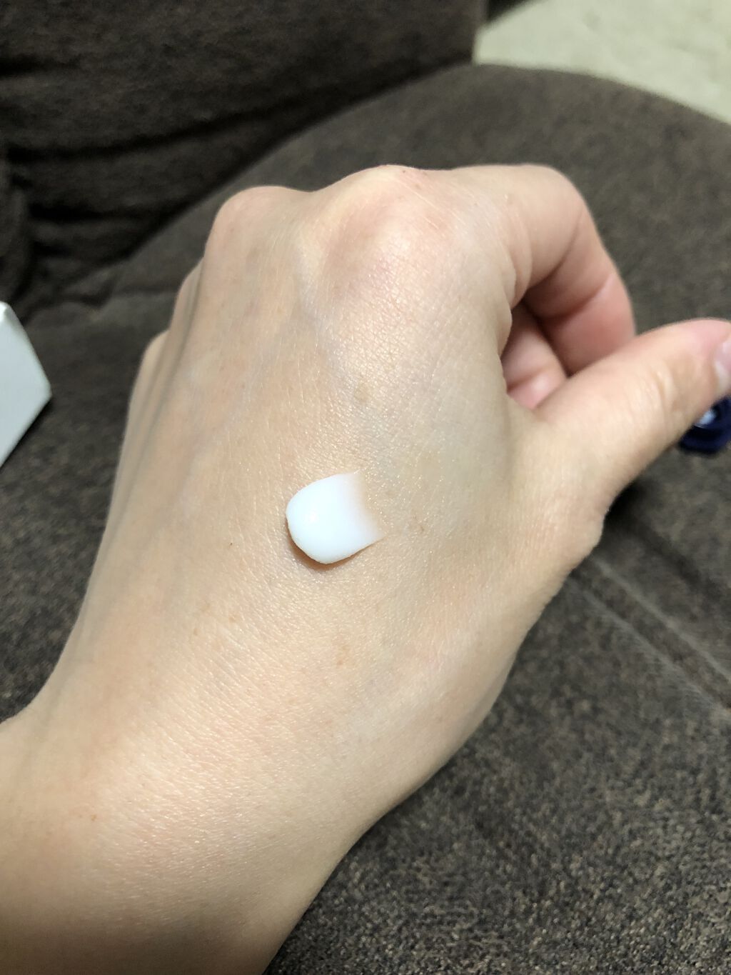 サンタール・エ・ボーテ　ハンドクリーム ホワイトティー/サンタール・エ・ボーテ/ハンドクリームを使ったクチコミ（3枚目）