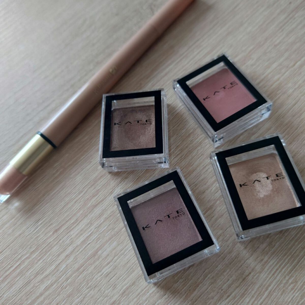 マルチブルーミングアイズ/K-パレット/スティックアイシャドウを使ったクチコミ（1枚目）