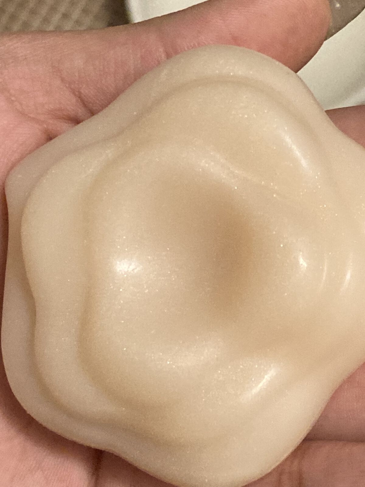 愛されおっぱい/ペリカン石鹸/ボディ石鹸を使ったクチコミ（2枚目）