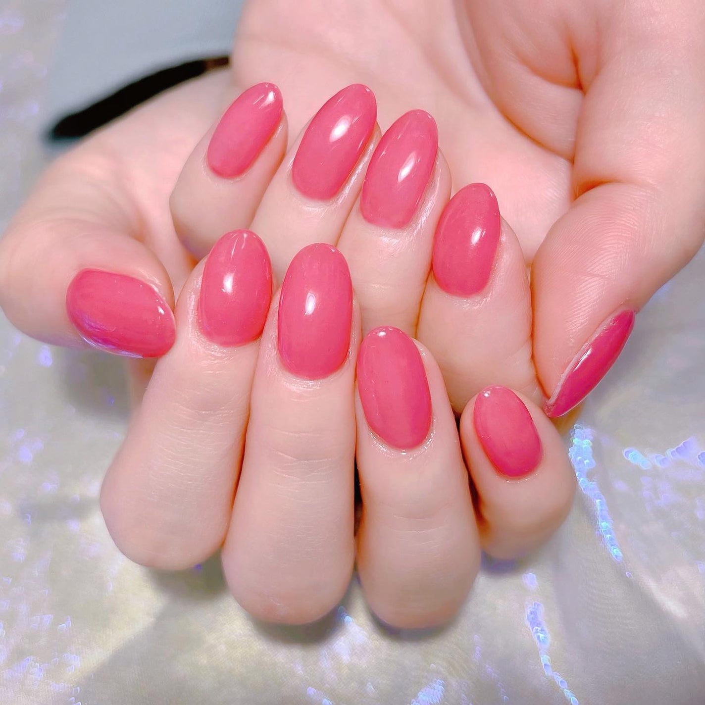 なかやまちえこ on LIPS 「お拘りのワンカラーネイル💅⠀⠀手足共にカラージェルをミキシング..」(2枚目)