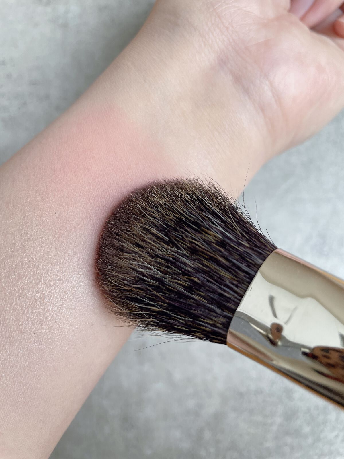 ラブシルクブラッシュ 701 ハリコ/Laka/パウダーチークを使ったクチコミ（3枚目）