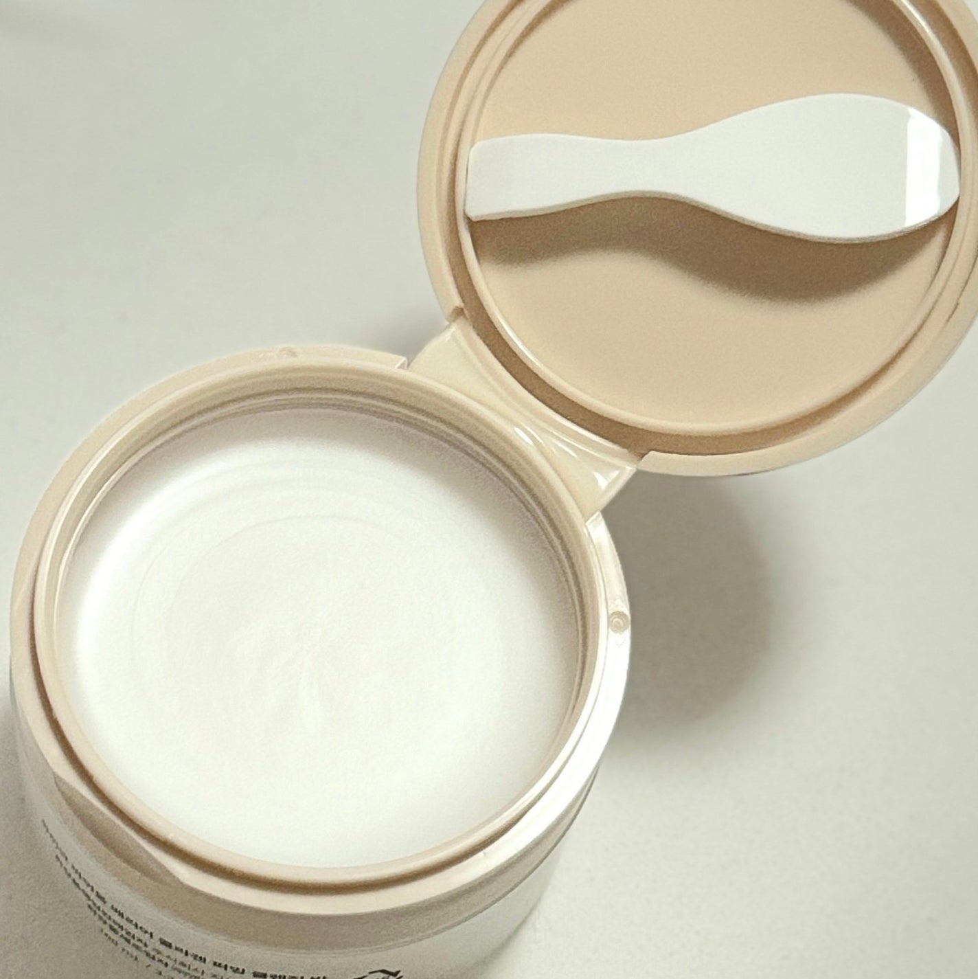 バイオームバリアコラーゲンファーミングクレンジングバーム/UIQ/クレンジングバームを使ったクチコミ(2枚目)