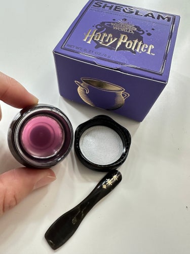 コルドロンリップマスク Harry Potter/SHEGLAM/リップケア・リップクリームを使ったクチコミ（2枚目）