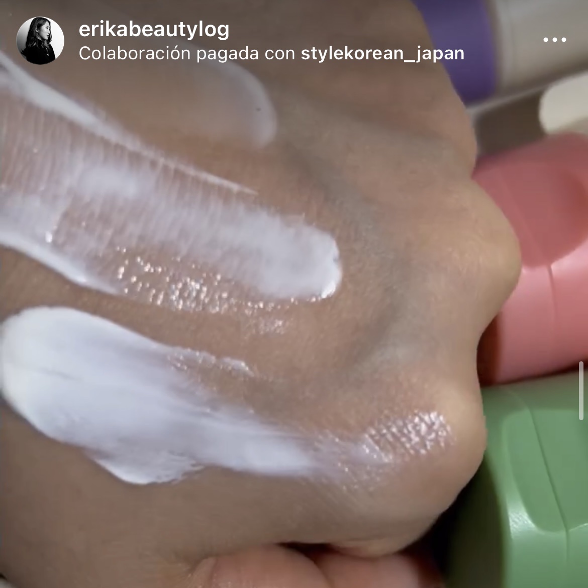 ベリー モイスチャライジング サンクリーム/SKINFOOD/日焼け止めクリームを使ったクチコミ（3枚目）