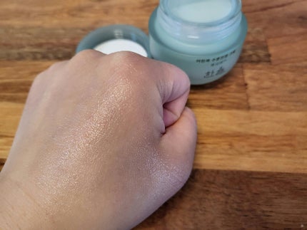 ピュアアルテミシア カーミングウォータークリーム/HANYUL(ハンユル)/フェイスクリームを使ったクチコミ(5枚目)