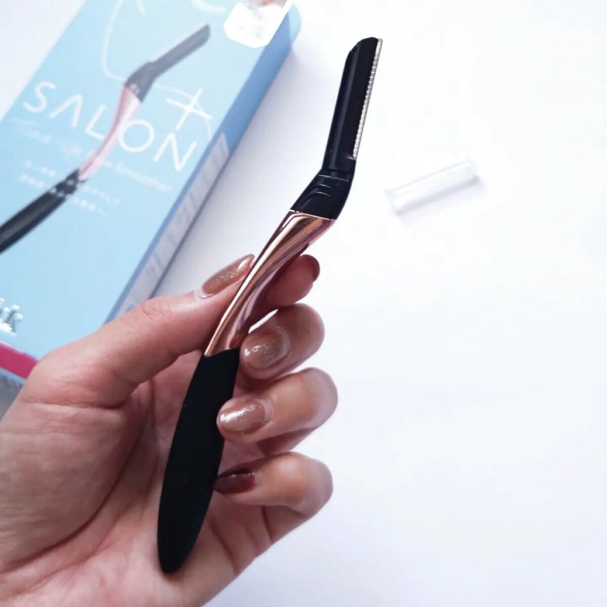 サロンプラス トーンアップ フェイススムーサー ホルダー(刃付き)/サロンプラス/シェーバーを使ったクチコミ(4枚目)