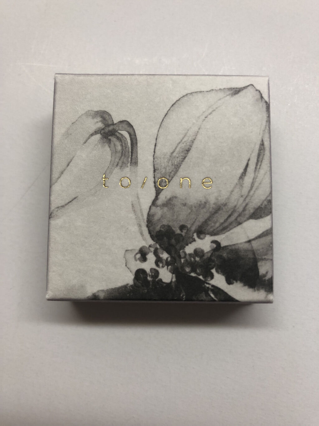 ペタル フロート アイシャドウ 01 MORNING CLOUD/to/one/アイシャドウパレットを使ったクチコミ（3枚目）