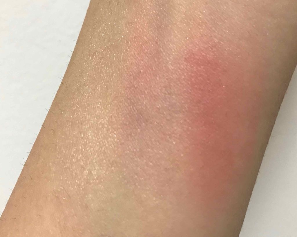 ミックスカラーチークス/ラヴーシュカ/パウダーチークを使ったクチコミ(3枚目)