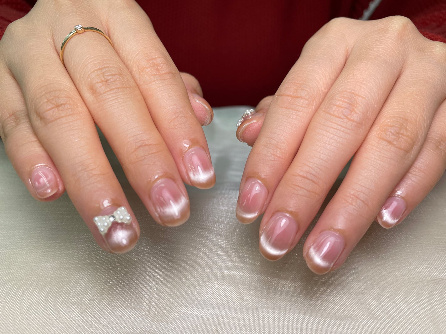 なしか フォロバ100🩵 on LIPS 「ワンホンチークネイル💓めちゃくちゃ可愛くてお気に入りです🫶#ネ..」(2枚目)