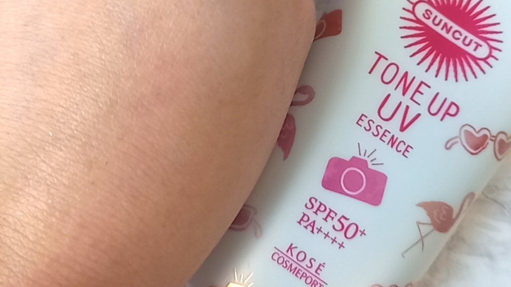 トーンアップUV エッセンス/サンカット®/日焼け止めローションを使ったクチコミ（3枚目）