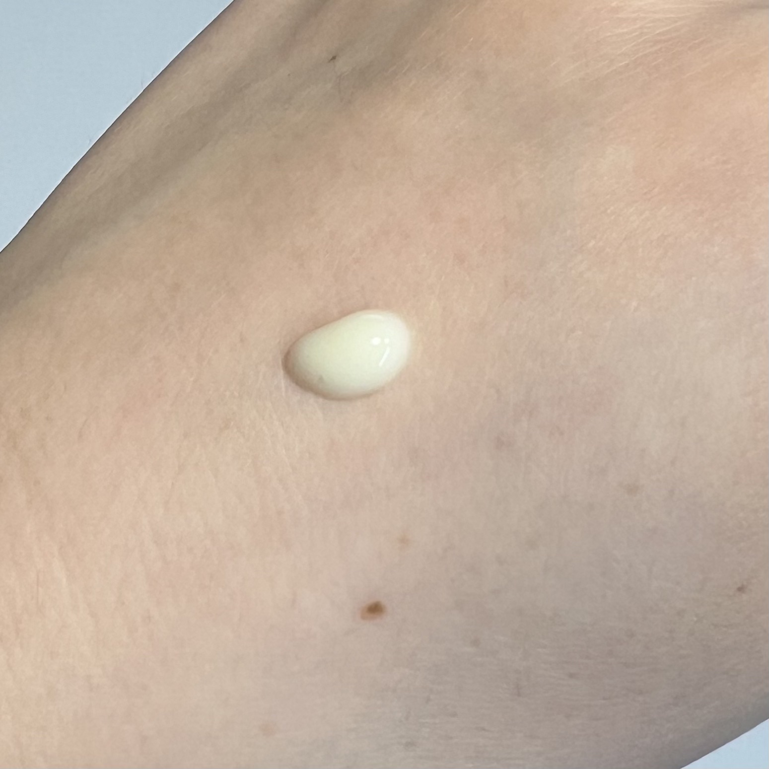 レチノール スーパーバウンス セラム/IOPE/美容液を使ったクチコミ（2枚目）