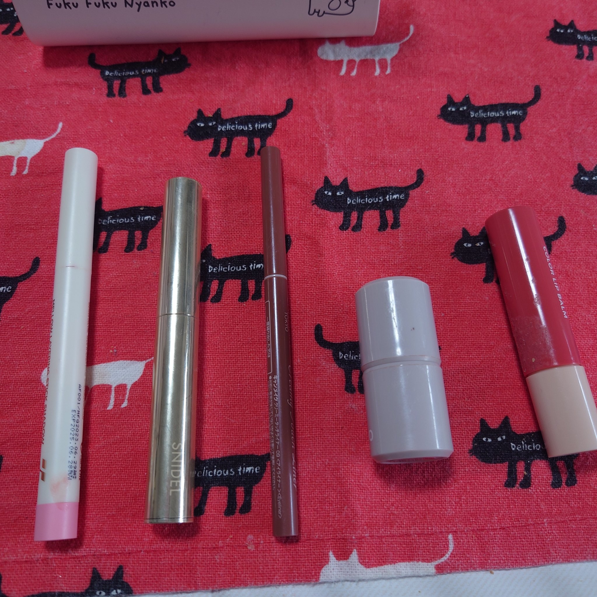 アピュー ジューシーパン カラーリップバーム CR01　グレープフルーツコーラル/A’pieu/リップバームを使ったクチコミ（1枚目）