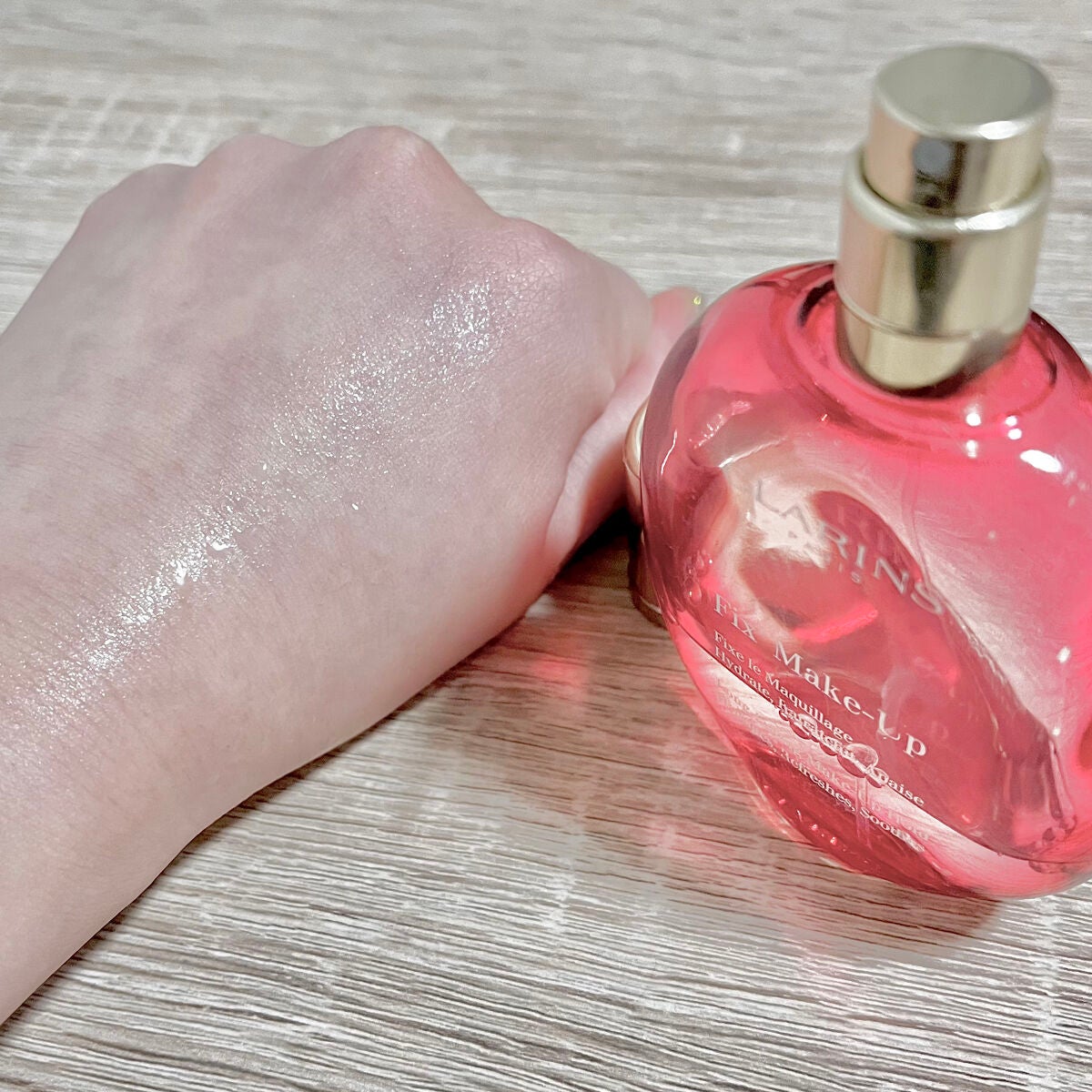 フィックス メイクアップ/CLARINS/ミスト状化粧水を使ったクチコミ(4枚目)