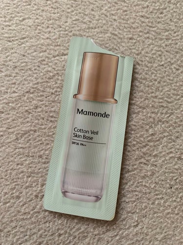 Mamonde Cotton Veil Skin Baseのクチコミ「Qoo10で通販したときにサンプルでついてきたものを使用。
赤ら顔（酒さ）、混合肌、毛穴がひど.....」（1枚目）
