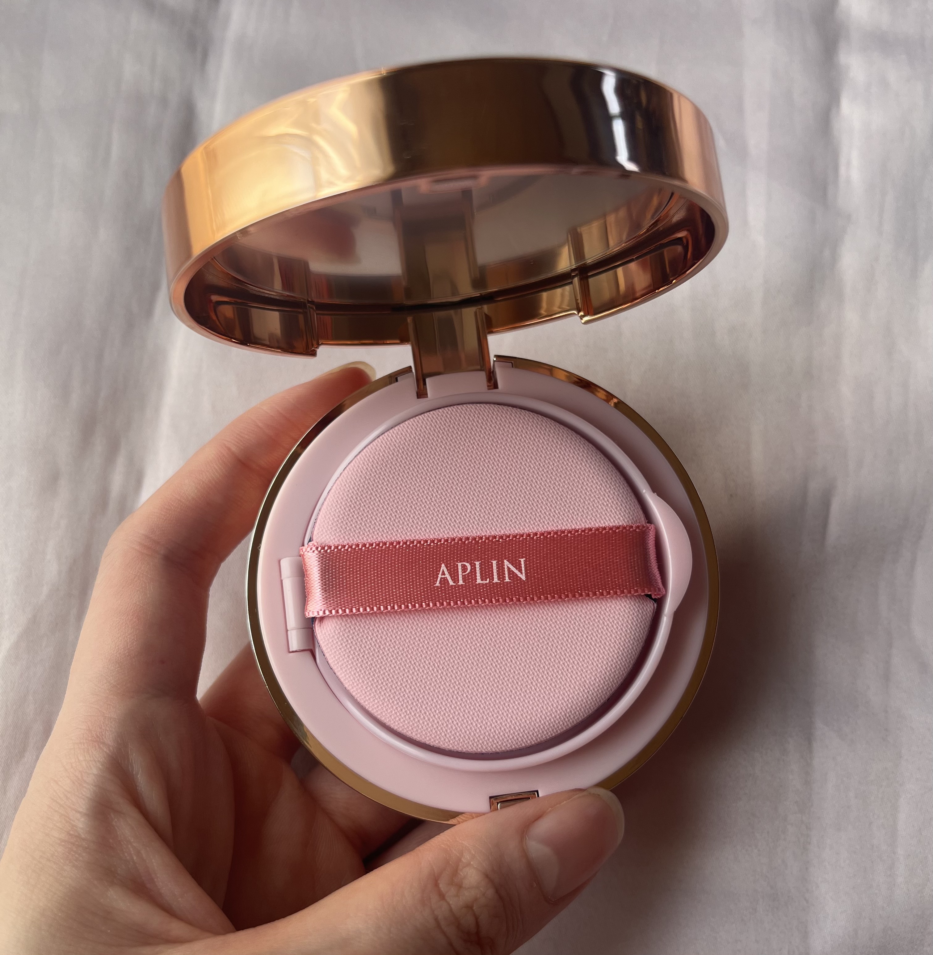 ピンクティーツリーカバープライマークッション/APLIN/クッションファンデーションを使ったクチコミ（2枚目）