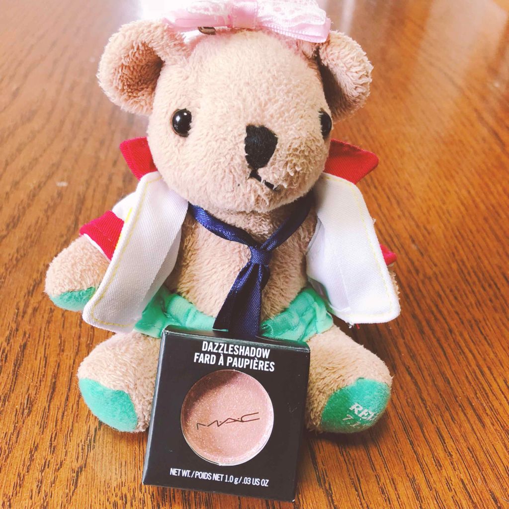 ダズルシャドウ/M・A・C/単色アイシャドウを使ったクチコミ（1枚目）