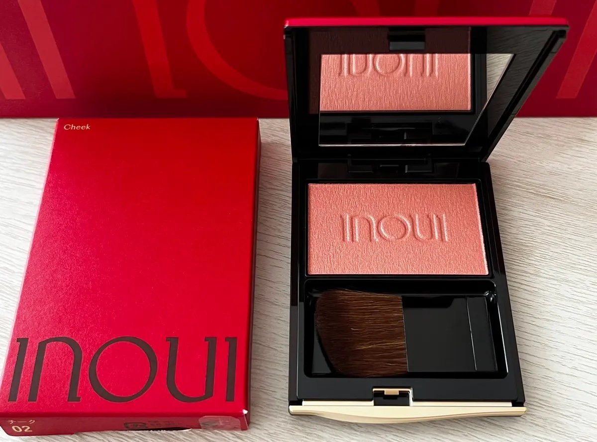 インウイ チーク 01 ナチュラルピンク/INOUI/パウダーチークを使ったクチコミ（1枚目）