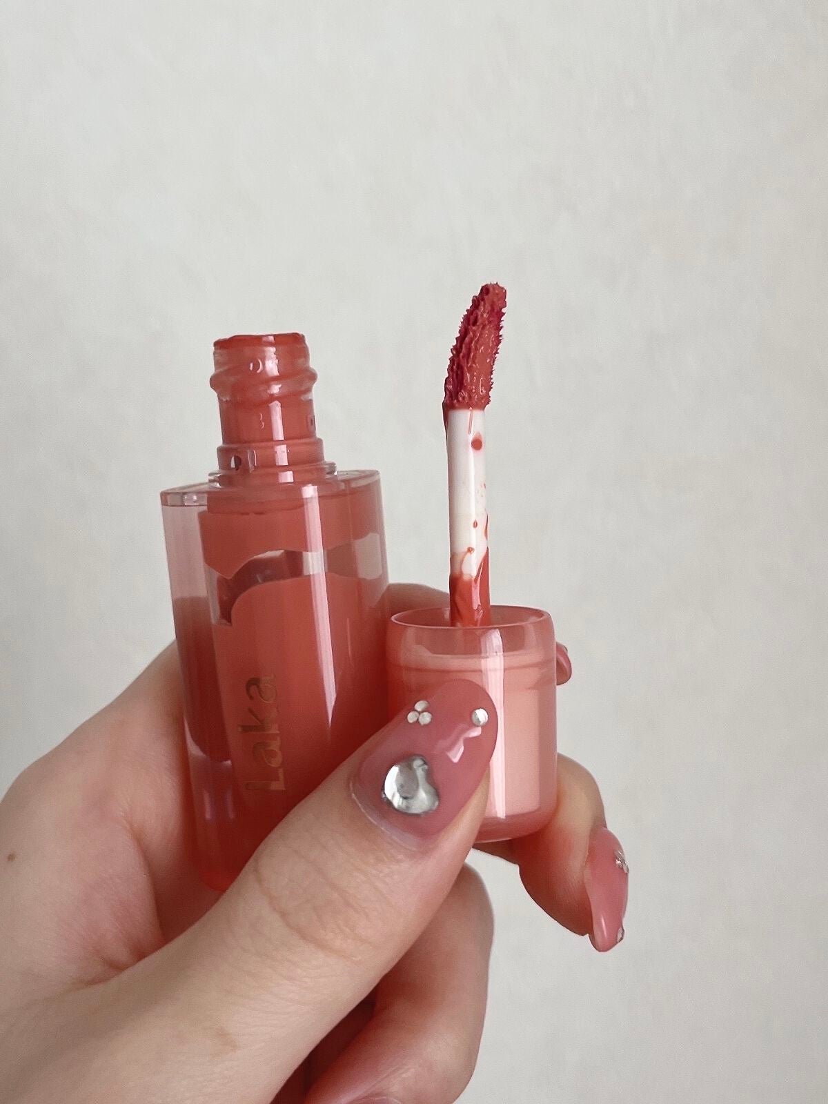 ジェリーイングヌードグロス/Laka/リップグロスを使ったクチコミ(3枚目)